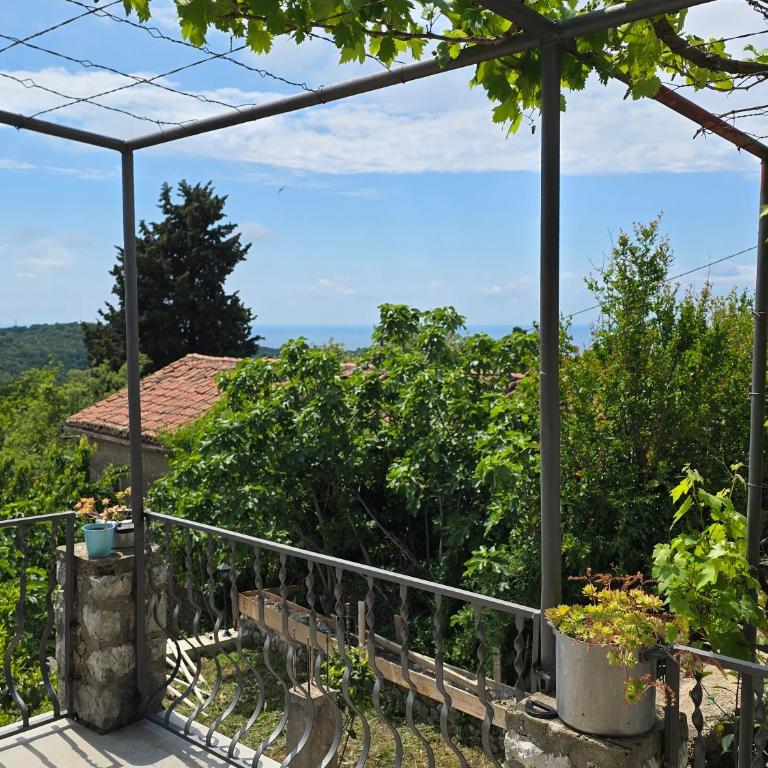 Rustic House Montenegro - Three-Bedroom Villa - 6