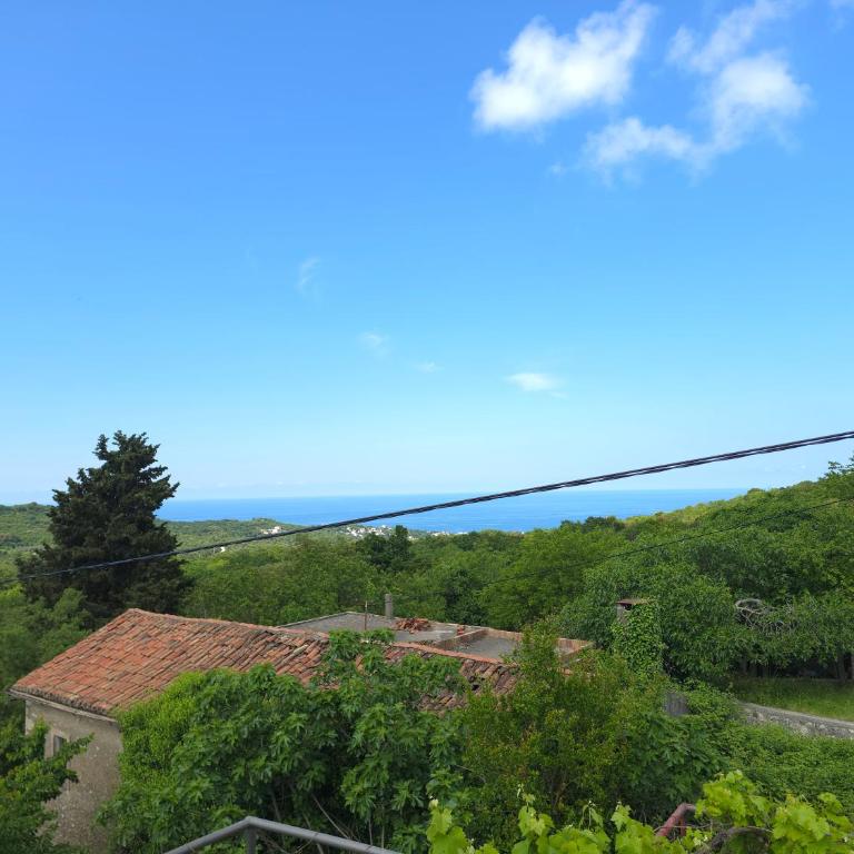 Rustic House Montenegro - Three-Bedroom Villa - 5