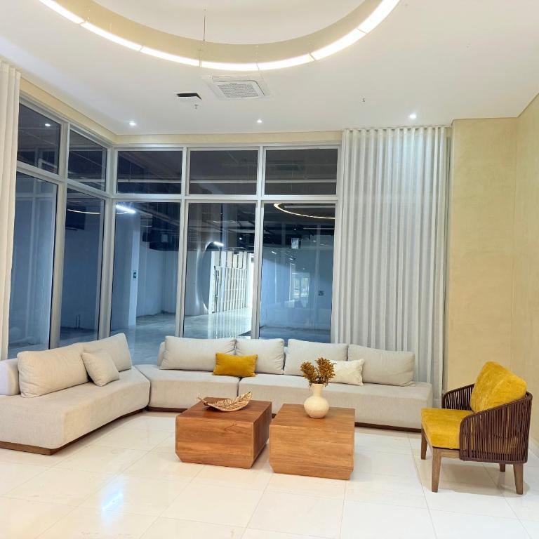 Modern Apartasuit Cartagena Beach - One-Bedroom Apartment - 4