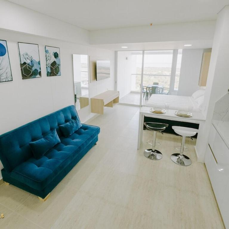 Modern Apartasuit Cartagena Beach - One-Bedroom Apartment - 12