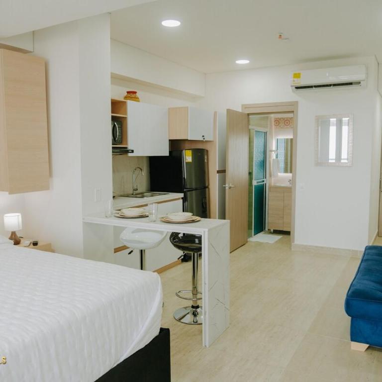 Modern Apartasuit Cartagena Beach - One-Bedroom Apartment - 16