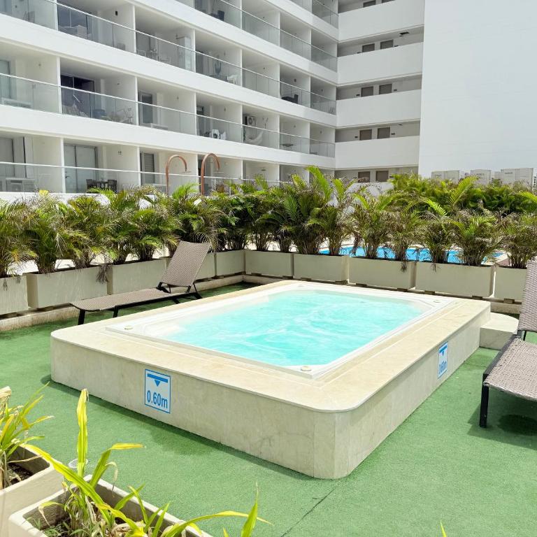 Modern Apartasuit Cartagena Beach - One-Bedroom Apartment - 27