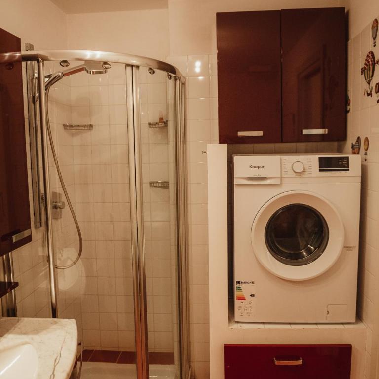 Quo Vadis APT - Two-Bedroom Apartment - 28