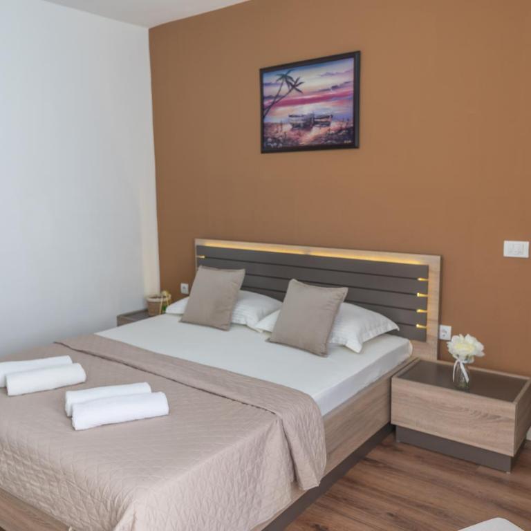 Apartments Unikat - Deluks Dvokrevetna Soba sa Bračnim Krevetom - 11