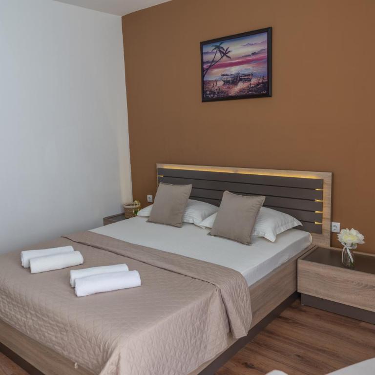 Apartments Unikat - Deluks Dvokrevetna Soba sa Bračnim Krevetom - 9