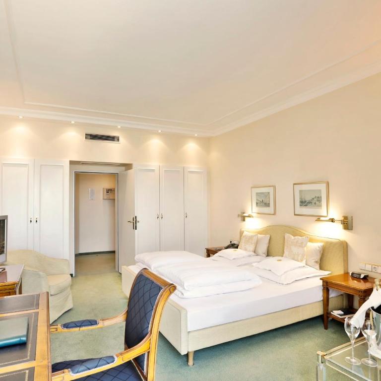 Hotel Bayerischer Hof - Doppelzimmer mit Seeblick - 4