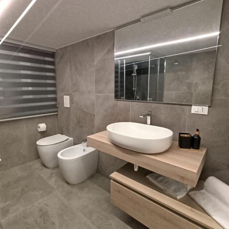 Home Luxury Felice - Double Room with Private Bathroom - 5