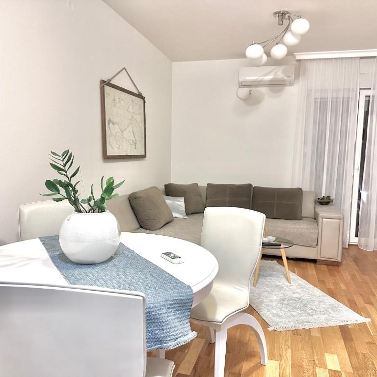 Vália - One-Bedroom Apartment - 1