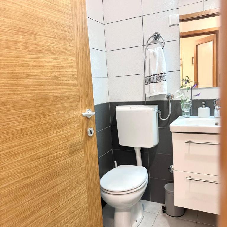 Vália - One-Bedroom Apartment - 16