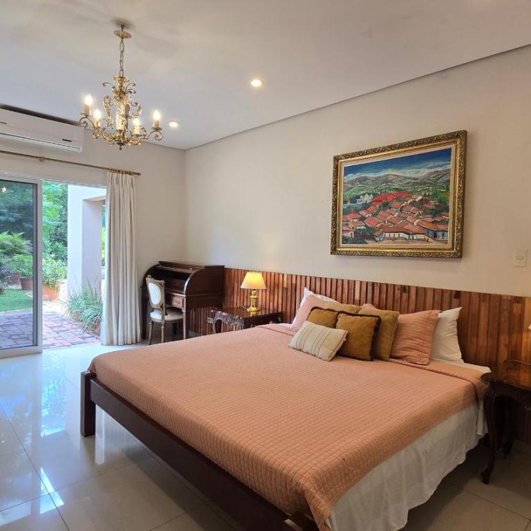 Estanzuela Eco Lodge - Deluxe King Room - 1