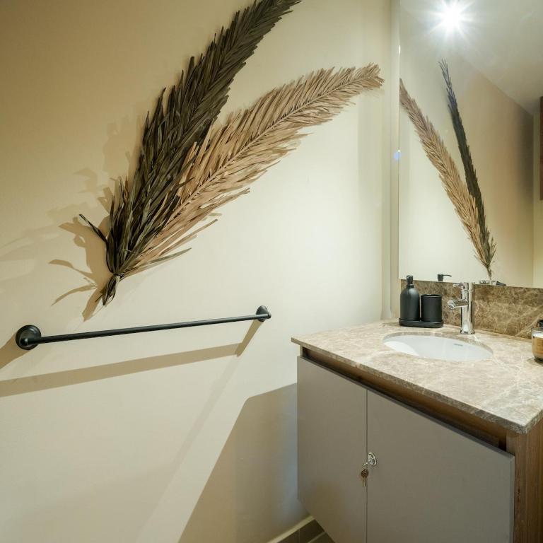 Artisan Design & Incredible View Loft at Laureles - One-Bedroom Apartment - 17