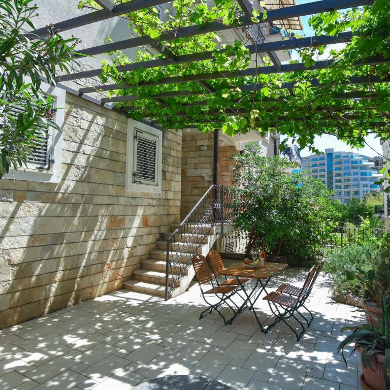 Blue Mare Apartment - Apartman s 1 Spavaćom Sobom i Vrtom - 9