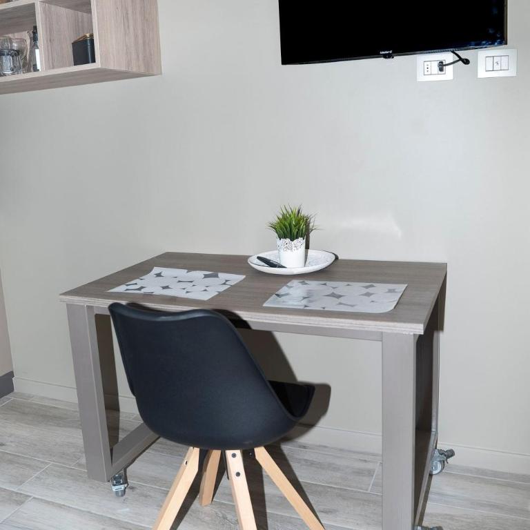 Condor Premium Terrace and grill available Wi-Fi 32-inch TV - Deluxe Double Studio - 13