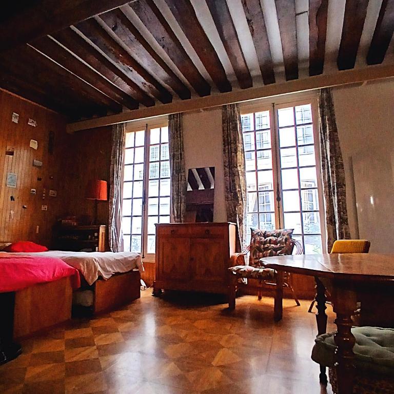 Appartement de Charme sur l'Île Saint-Louis - Élégance & Authenticité au Cœur de Paris - Appartement 1 Chambre - 1