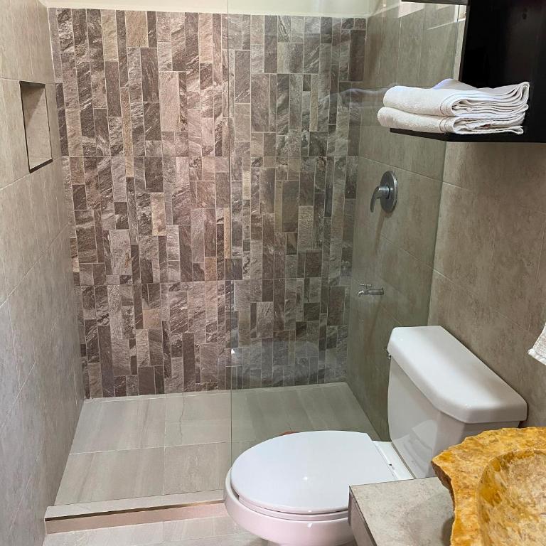 Hospedaje Dzipil - Double Room with Private Bathroom - 14