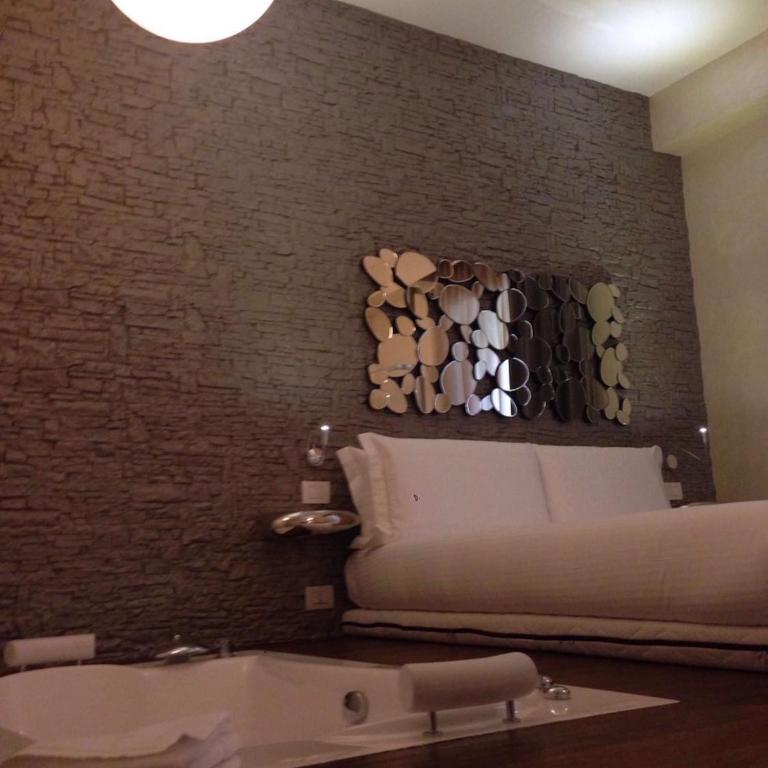 iRooms Central Station - Suite Luxury con Vasca Idromassaggio - 26