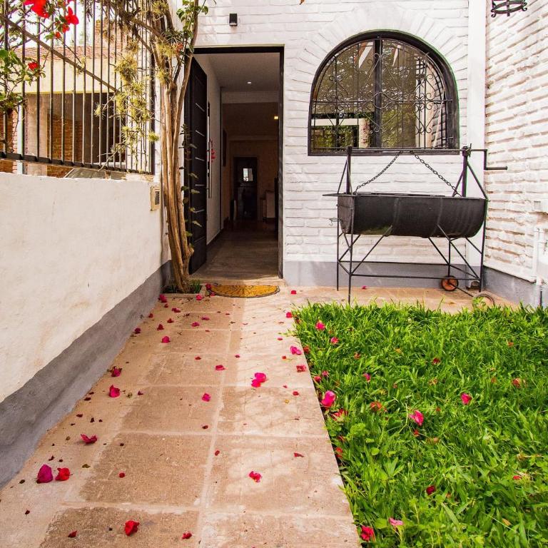 Lo de Sara. Casa pequeña al pie del cerro - Two-Bedroom Apartment - 1