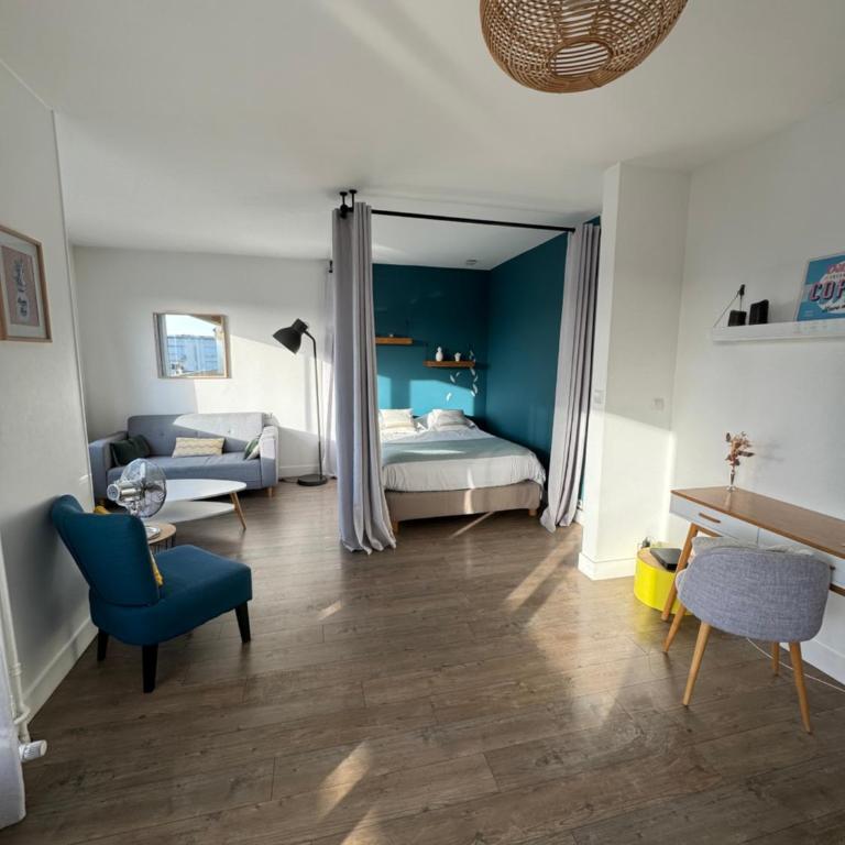 Studio- avec parking- proche Cathedrale - Appartamento con 1 Camera da Letto - 2