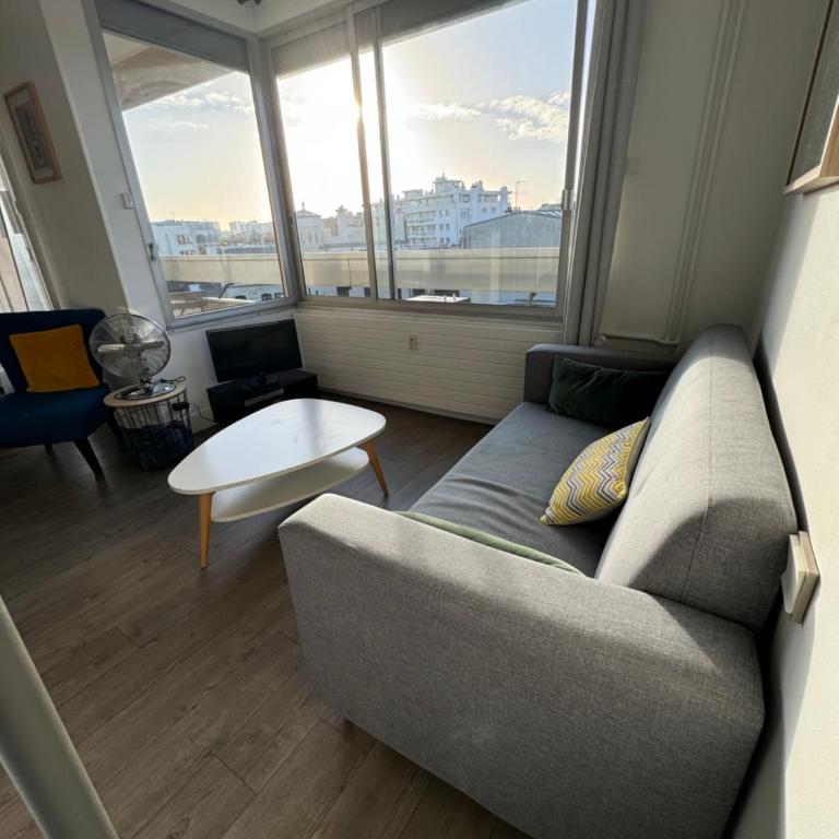 Studio- avec parking- proche Cathedrale - Appartamento con 1 Camera da Letto - 5