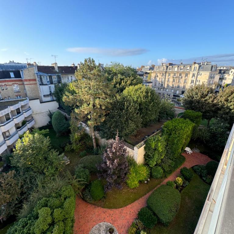 Studio- avec parking- proche Cathedrale - Appartamento con 1 Camera da Letto - 10