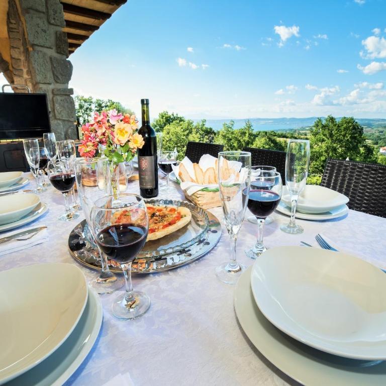 Peaceful Villa in Montefiascone with Bubble Bath - Villa mit 10 Schlafzimmern - 35