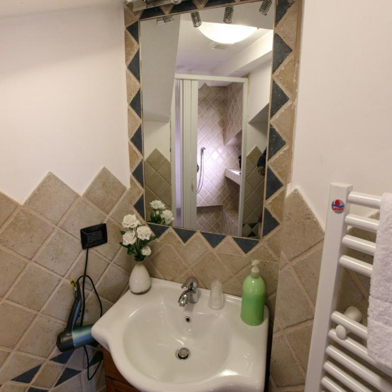 Peaceful Villa in Montefiascone with Bubble Bath - Villa mit 10 Schlafzimmern - 32
