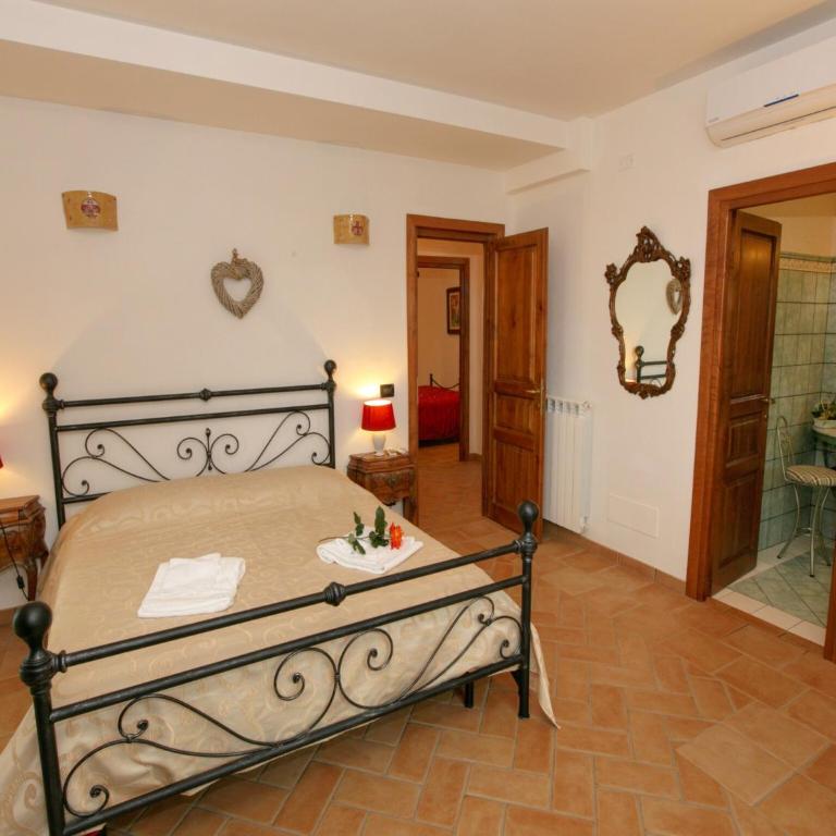 Peaceful Villa in Montefiascone with Bubble Bath - Villa mit 10 Schlafzimmern - 7