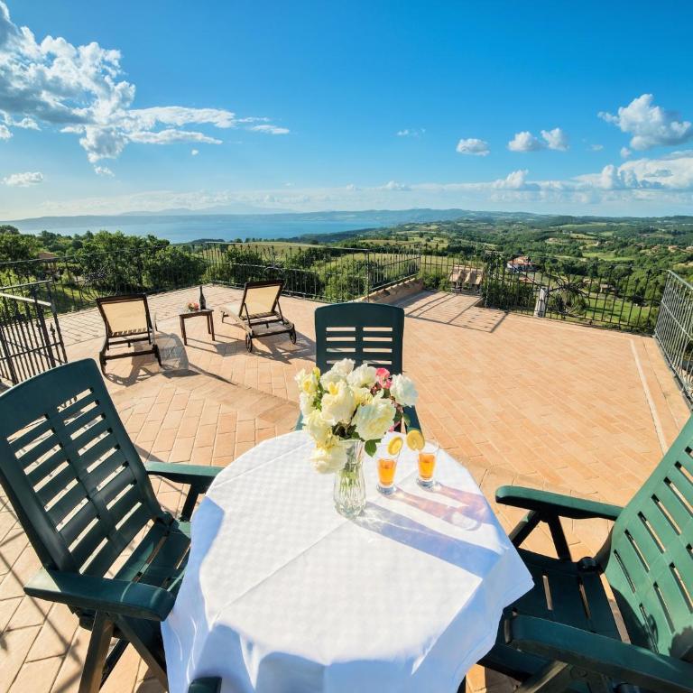 Peaceful Villa in Montefiascone with Bubble Bath - Villa mit 10 Schlafzimmern - 11