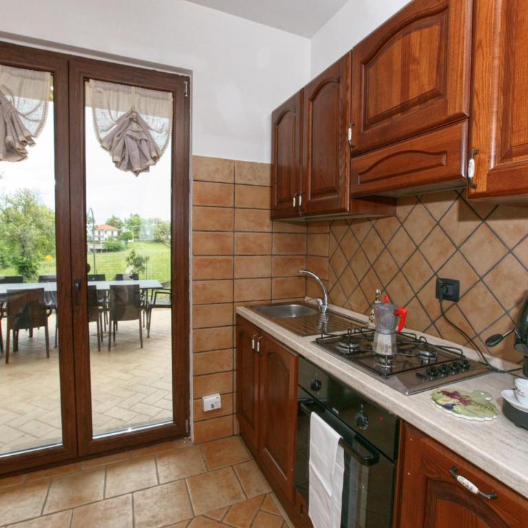 Peaceful Villa in Montefiascone with Bubble Bath - Villa mit 10 Schlafzimmern - 2