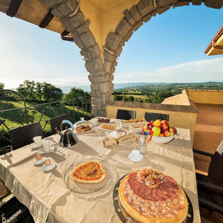 Peaceful Villa in Montefiascone with Bubble Bath - Villa mit 10 Schlafzimmern - 23