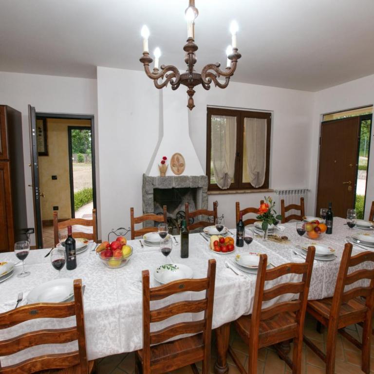 Peaceful Villa in Montefiascone with Bubble Bath - Villa mit 10 Schlafzimmern - 28