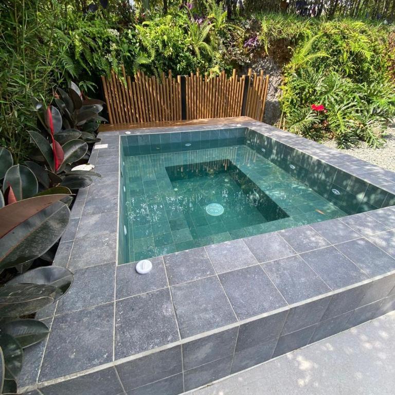 Cabaña Lembos Jacuzzi con vista al cielo - Villa with Garden View - 8