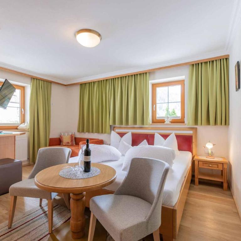 Landhaus Severin - Doppelzimmer mit Dusche - 3