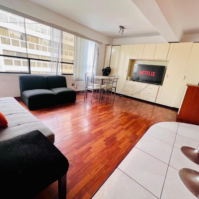 Miraflores Kennedy - Apartamento de 2 dormitorios - 9