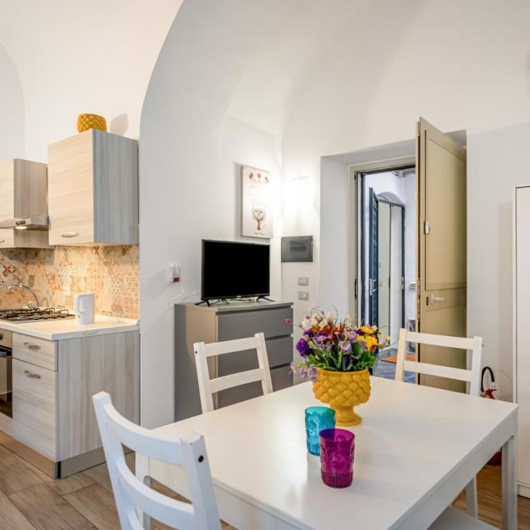 GuestHost - Storie di Lava e l'Angolo dell'Elefante Apartments - Appartamento con 1 Camera da Letto - 1