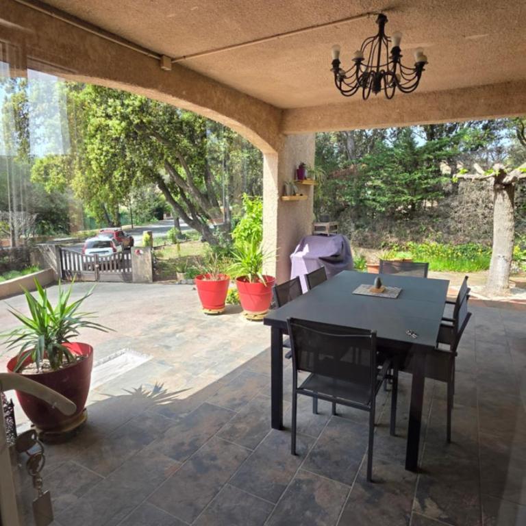 Entire ground floor in beautiful villa - Casa de 2 dormitorios - 42