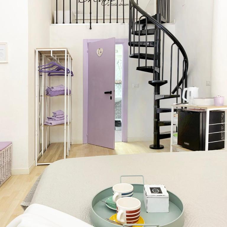Holihome Le Rose - Family Room with Private Bathroom - 7