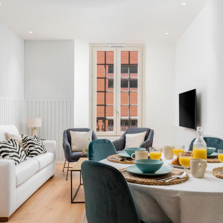 iloftmalaga Áticos Plaza Teatro III & IV - Apartamento Clásico - 11