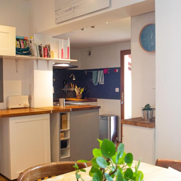 Family home 3 bedrooms with garden - Maison 1 Chambre - 12
