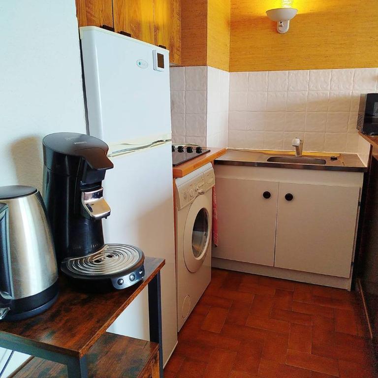 T2 face mer avec parking à deux pas de la plage et des commerces -4GAL502 - Apartment mit Meerblick - 17