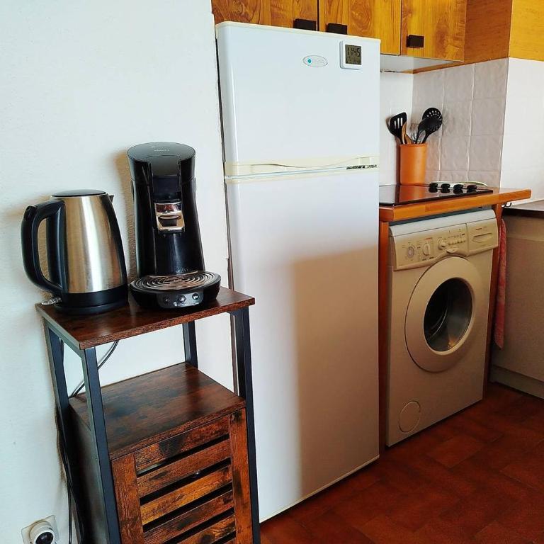 T2 face mer avec parking à deux pas de la plage et des commerces -4GAL502 - Apartment mit Meerblick - 16