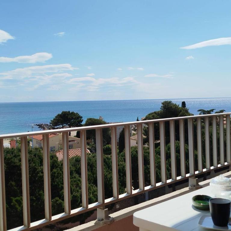 T2 face mer avec parking à deux pas de la plage et des commerces -4GAL502 - Apartment mit Meerblick - 7