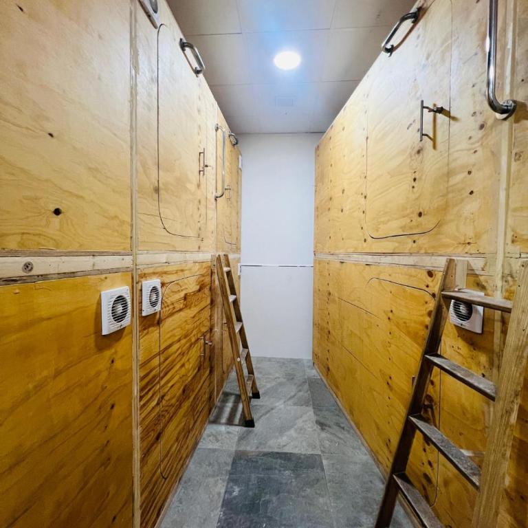 Cubik Rooms - Habitación Doble con baño compartido - 2