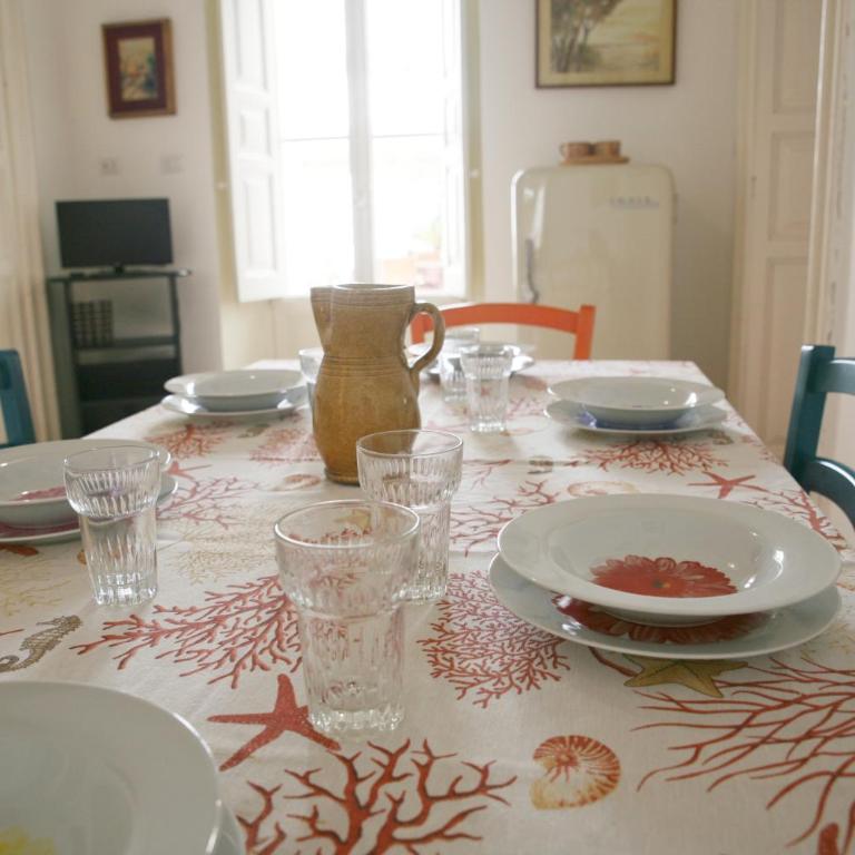 Eden Garden-Historic Big House Near Sea, Gallipoli - Three-Bedroom House - 19