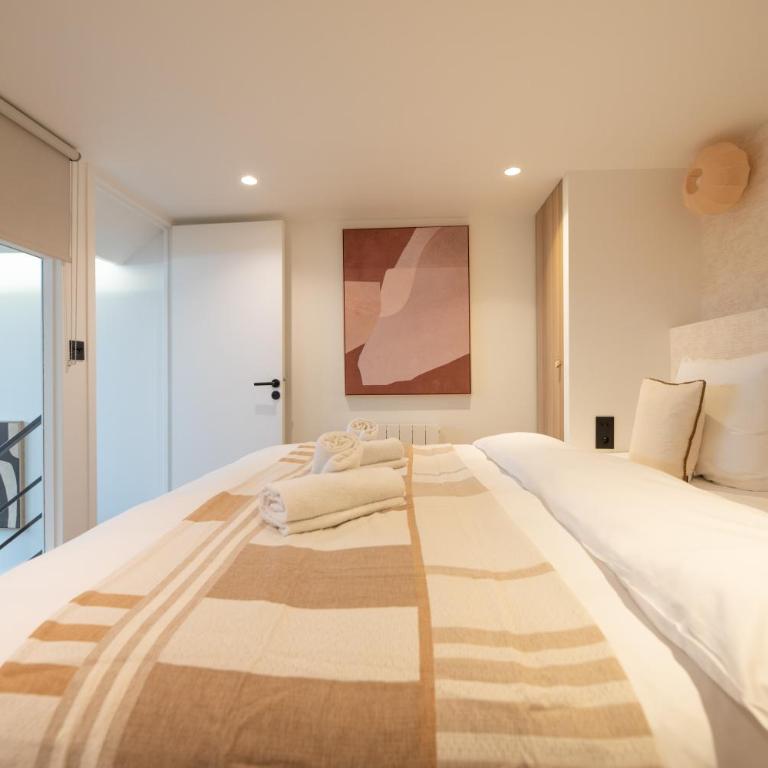 CIA - Duplex in Paris' Center - Two-Bedroom Deluxe Apartment - 10