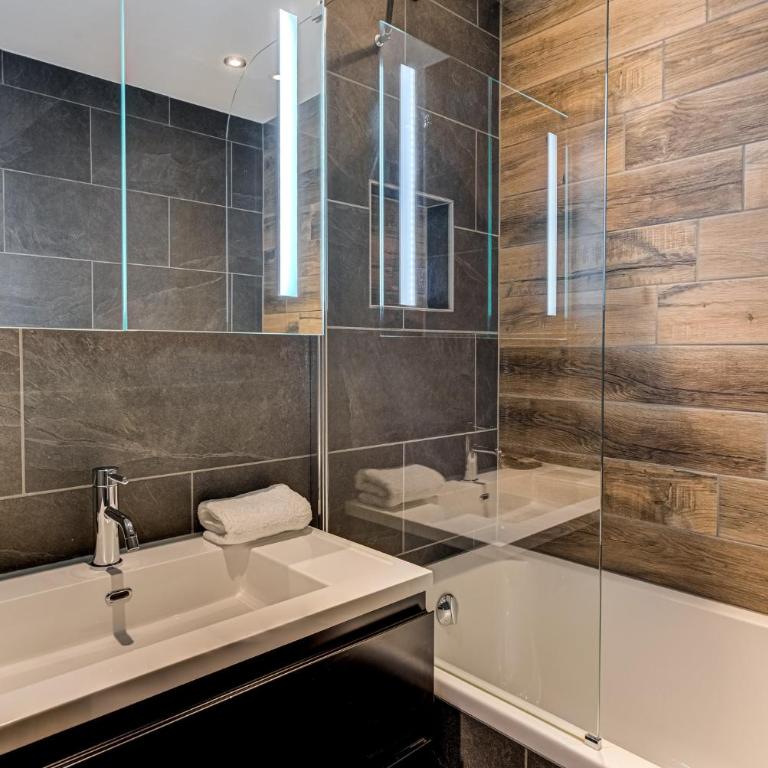 Apartment Winn, Alpes Agency, Central Chamonix, Sleeps 6 - Appartamento con 3 Camere da Letto - 11