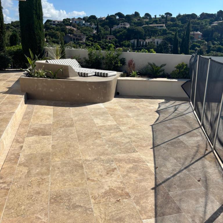 "La Chantyviere" Villa vue Exceptionnelle 180 degrés sur Golf Tropez, accès plage privée - Villa con piscina privada - 17