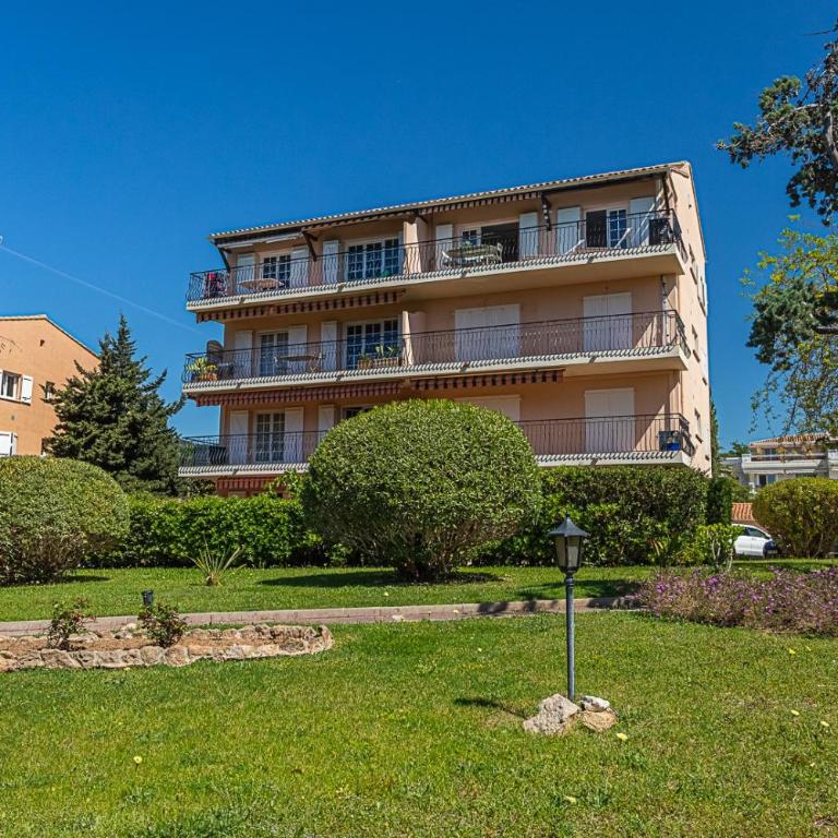 Beau Rivage - 7min à pied de la Plage - Appartement 2 Chambres - 15