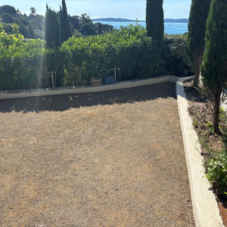 "La Chantyviere" Villa vue Exceptionnelle 180 degrés sur Golf Tropez, accès plage privée - Villa con piscina privada - 59