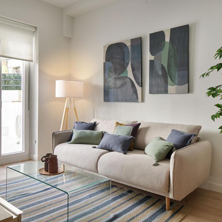 The Rentals Collection - Izpizua - Apartamento de 3 dormitorios con balcón - 3